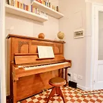 Just Urban Stays - Elegant Apartment - Washington
